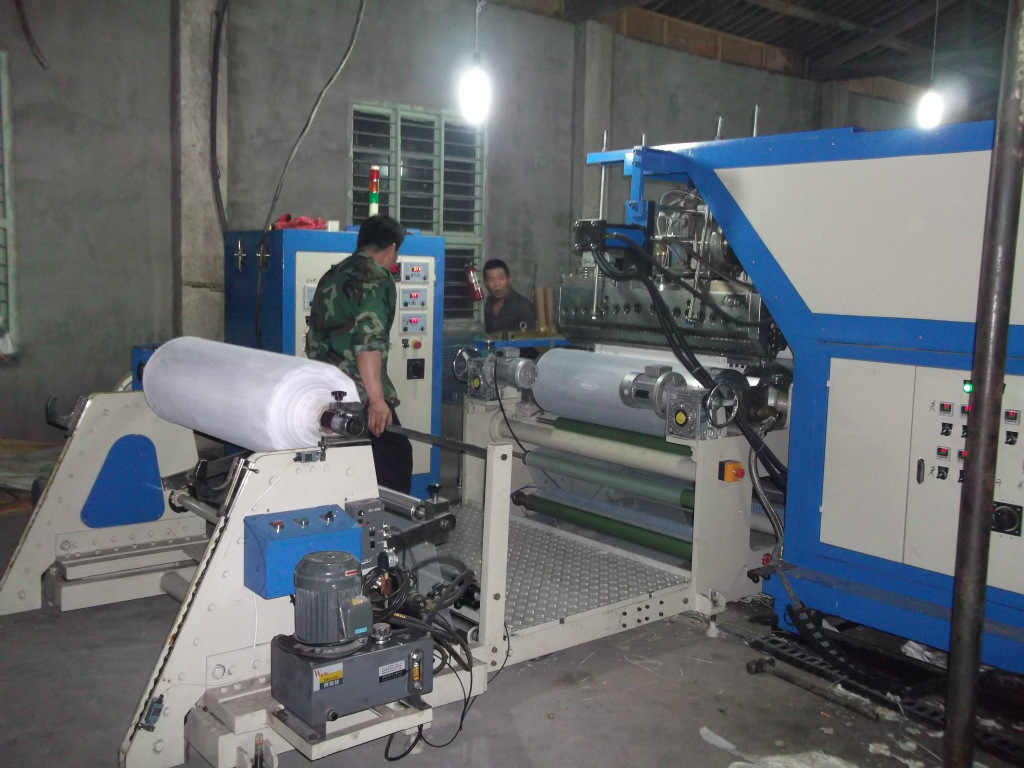 熱熔膠涂布機(jī)的廣泛應(yīng)用領(lǐng)域有哪些？